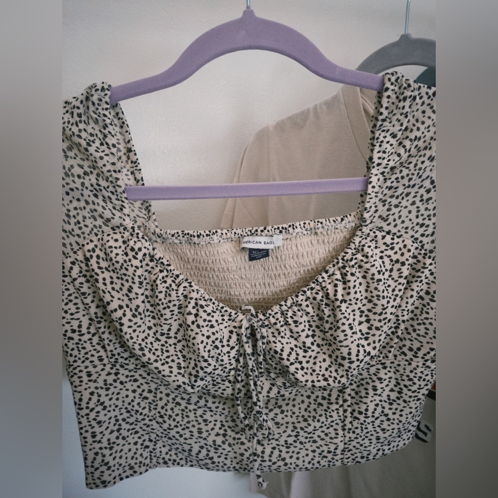 Selling a printed long sleeve top!